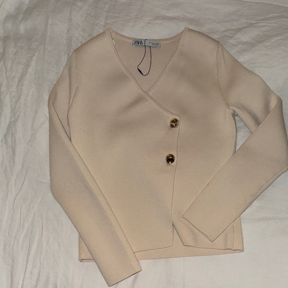 Zara Asymmetrical gold Buttoned Cardigan